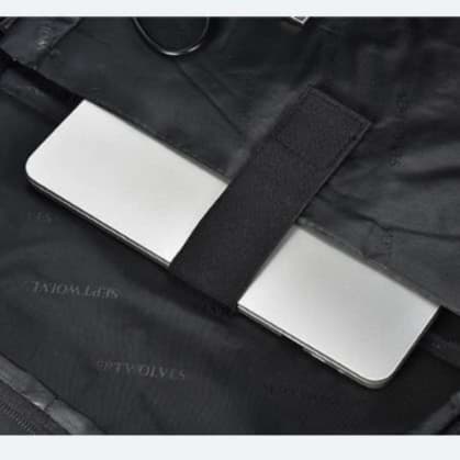 パソコンケース 大容量防水バックパック