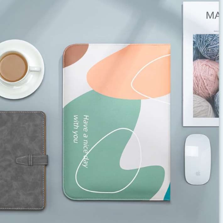 【非表示】パソコンケース 優しいデザインのノートパソコンケース