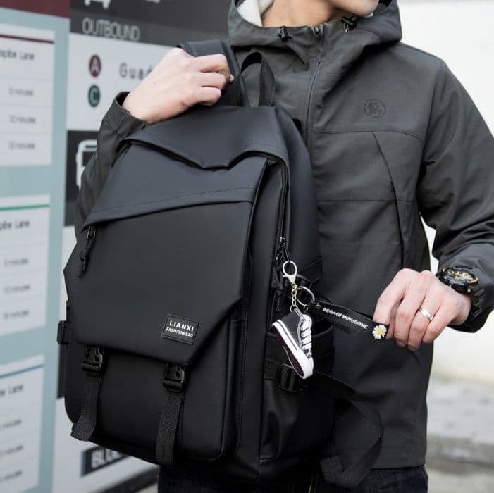 パソコンケース 多機能フラップリュック型パソコンケース