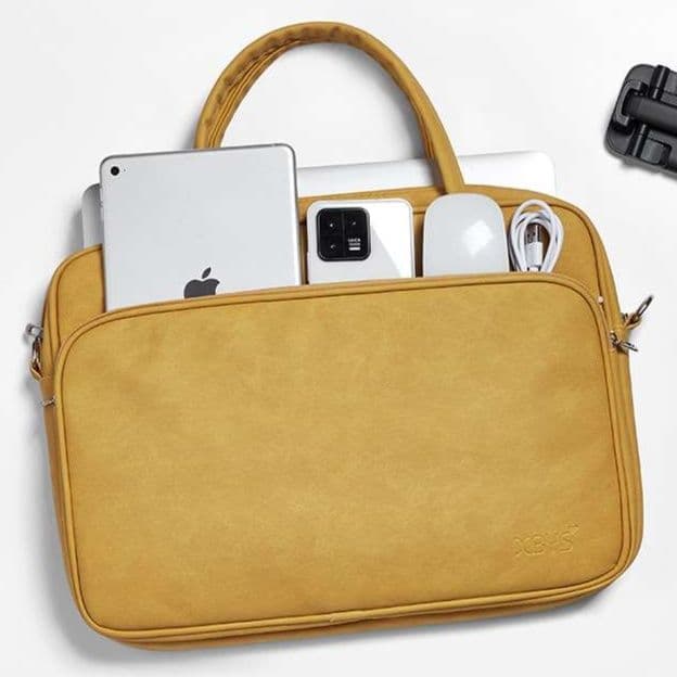 パソコンケース 上品シンプル パソコンバッグ　レディースのビジネスバックに最適☆