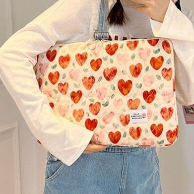 パソコンケース 水彩風ハート柄キルティングパソコンケース