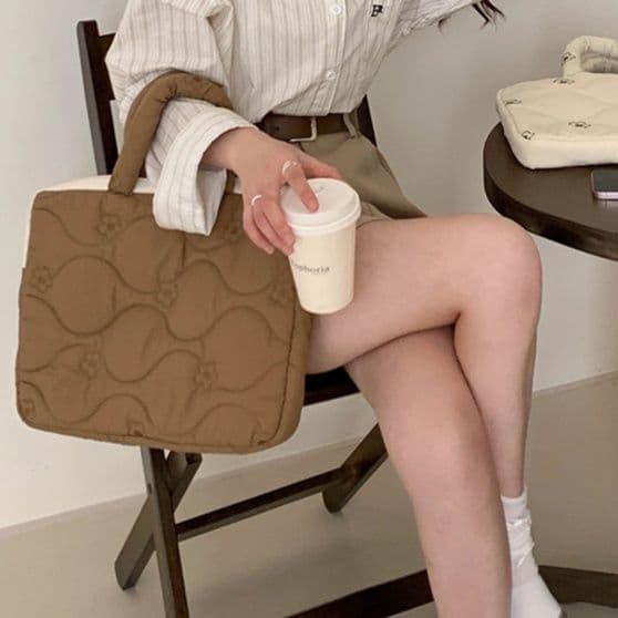 パソコンケース 花柄キルティングふんわりパソコン収納バッグ