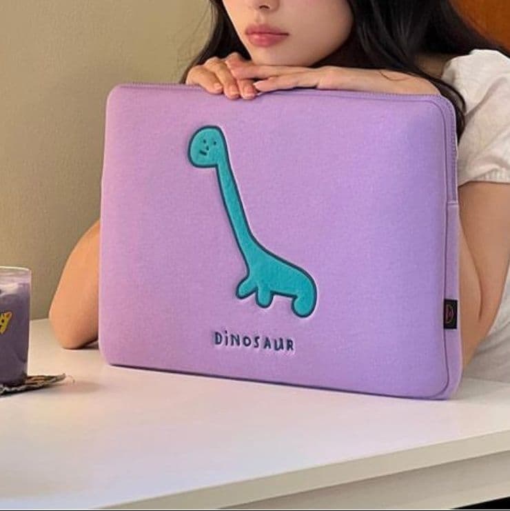 パソコンケース 恐竜刺繍入りふんわりパソコンケース