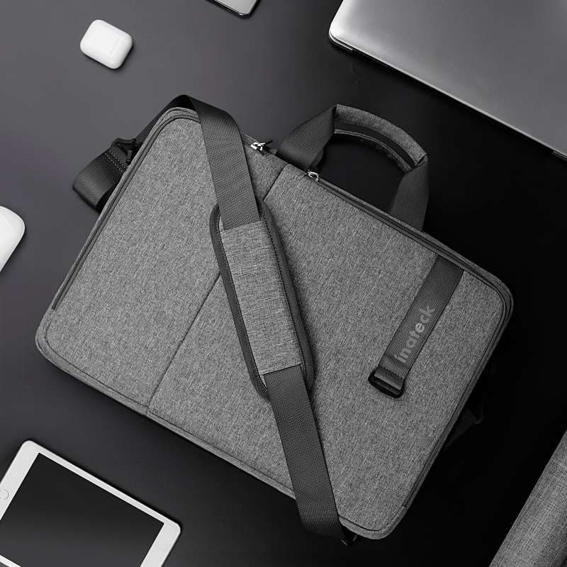 パソコンケース　13.3インチ～15.6インチ 洗練ビジネスデザインパソコンケース 上質 ビジネス 通勤 出張 在宅ワーク