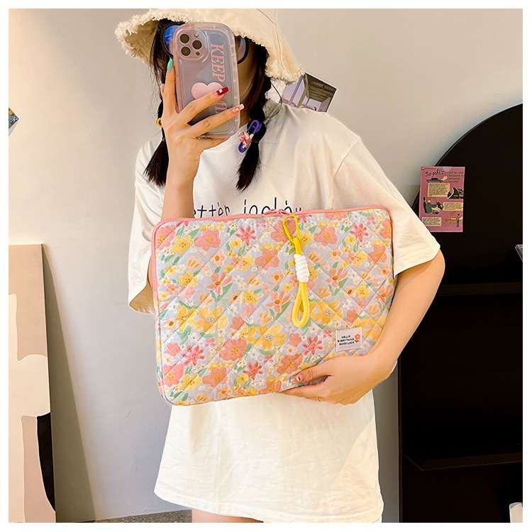 パソコンケース　小花柄フラワーパソコンケース