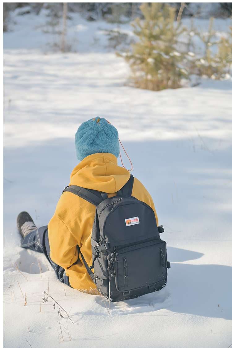 パソコンケース　14インチ～15.6インチ 軽量撥水シンプルリュック型パソコンケース 通勤 通学 カフェ作業