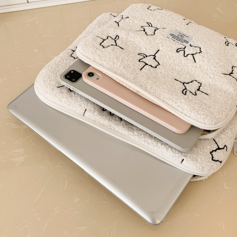 パソコンケース もこもこ猫シルエット刺繍パソコンケース