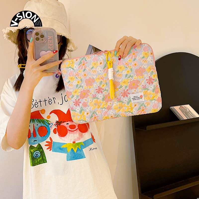 パソコンケース　小花柄フラワーパソコンケース
