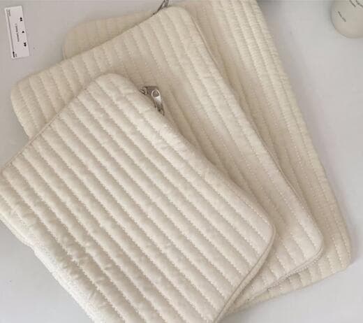 パソコンケース 可愛いノートパソコン用バッグ 11-15.6インチ対応 キルティング