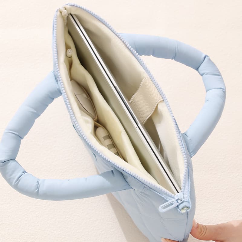 パソコンケース ふんわりキルティング持ち手付きパソコンケース