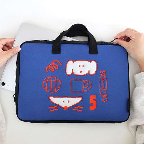 パソコンケース　わんちゃんが好きなあなたに☆14インチの可愛いパソコンケース