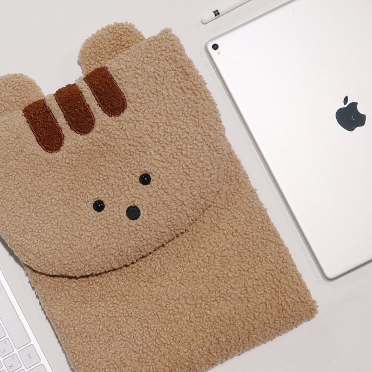 パソコンケース もこもこ動物顔刺繍入りふわふわパソコン収納ケース