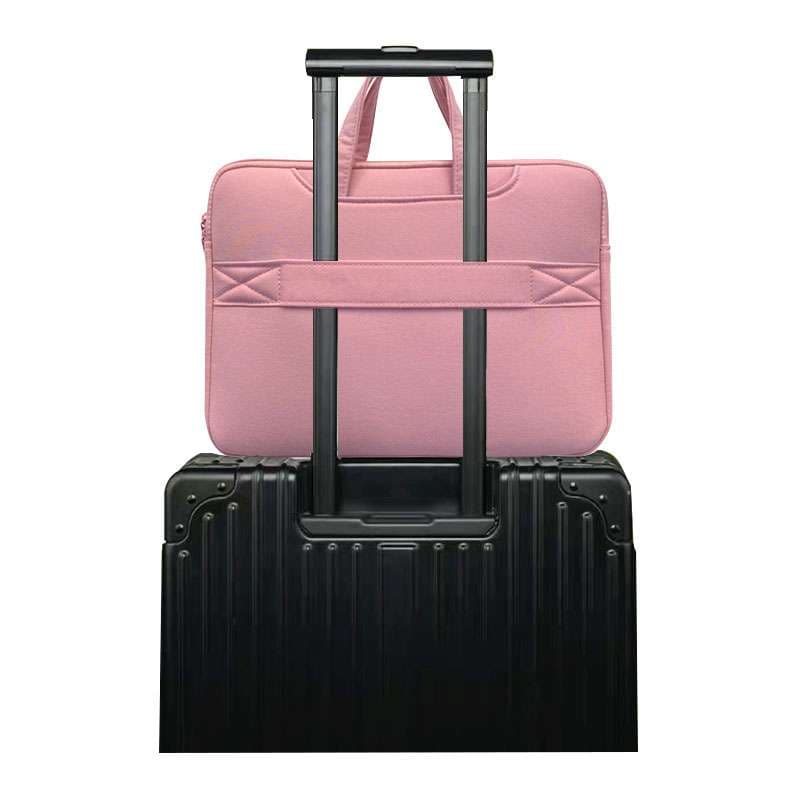 パソコンケース ハートとアルファベットのパソコンバッグ　シンプルだけど可愛い☆