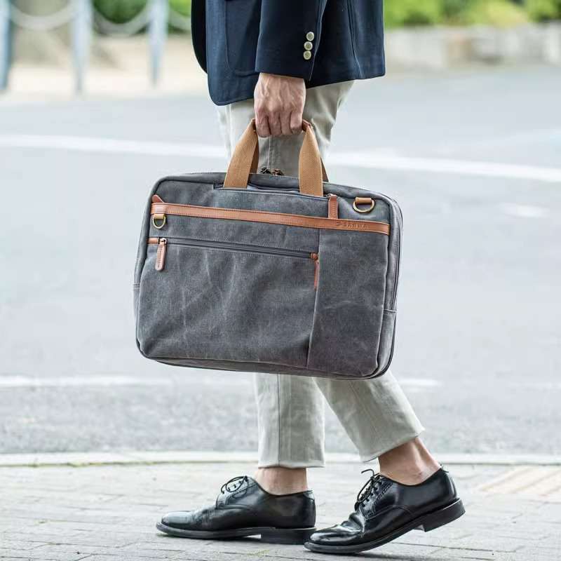 パソコンケース 多機能ビジネスバッグ　15.6インチ　16インチ　17.3インチ　大容量で荷物が多いあなたに◎