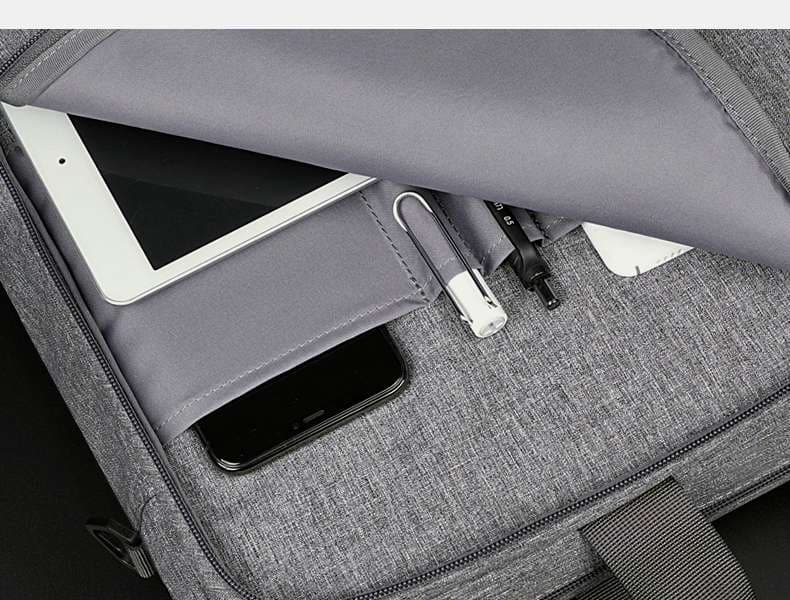 パソコンケース　13.3インチ～15.6インチ 洗練ビジネスデザインパソコンケース 上質 ビジネス 通勤 出張 在宅ワーク