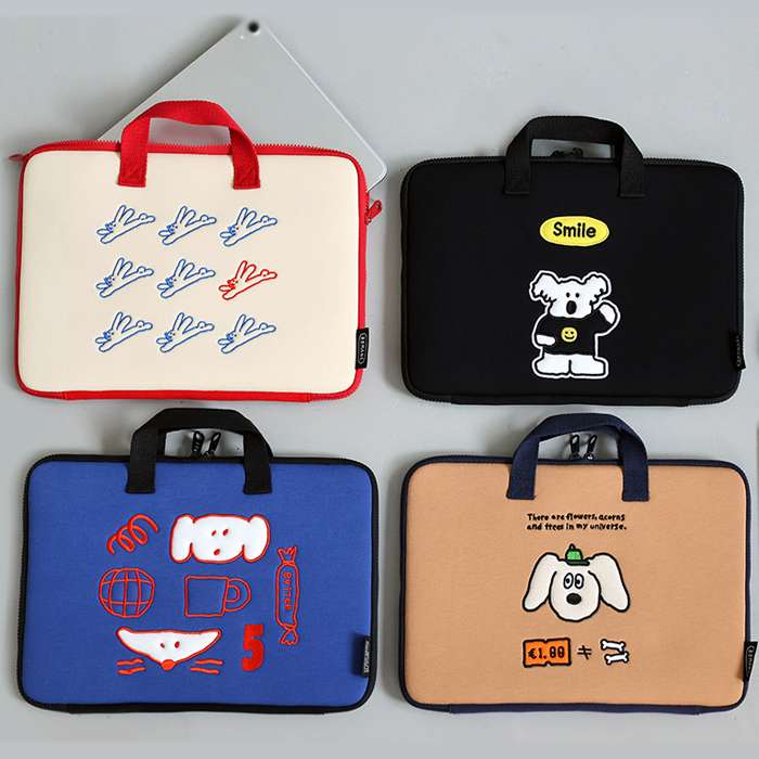 パソコンケース　わんちゃんが好きなあなたに☆14インチの可愛いパソコンケース