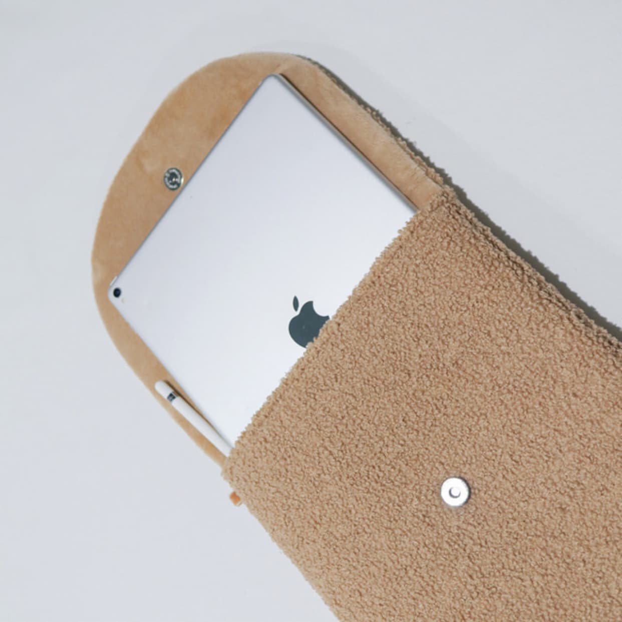 パソコンケース もこもこ動物顔刺繍入りふわふわパソコン収納ケース