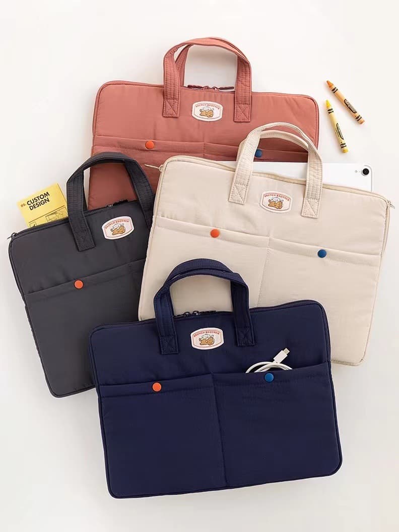 パソコンケース くまさんワッペン付き持ち手トートパソコンケース