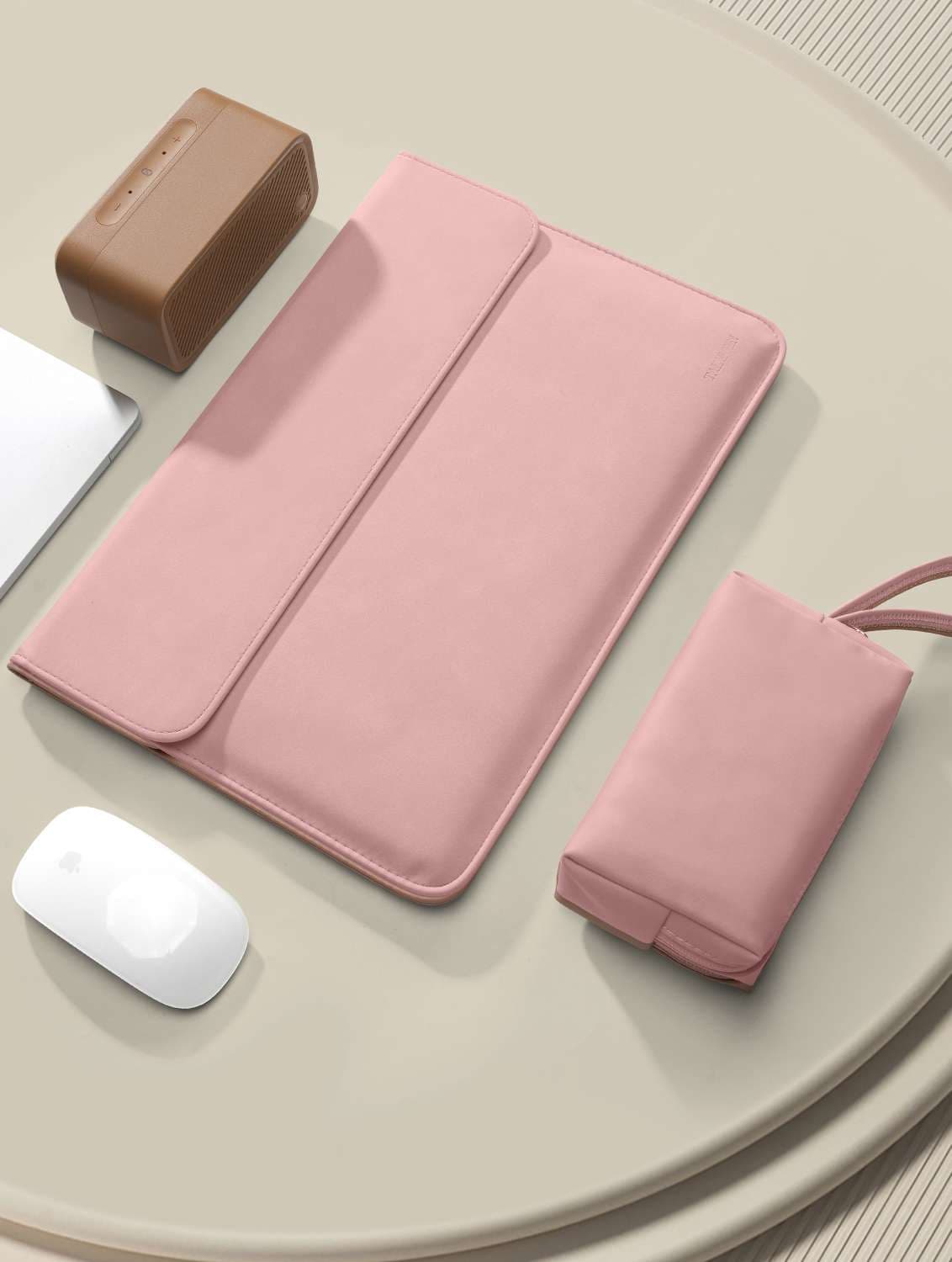 ソコンケース　12インチ～17.3インチ 角度調整スタンド付きポーチ一体型パソコンケース ビジネス カフェ作業 在宅ワーク