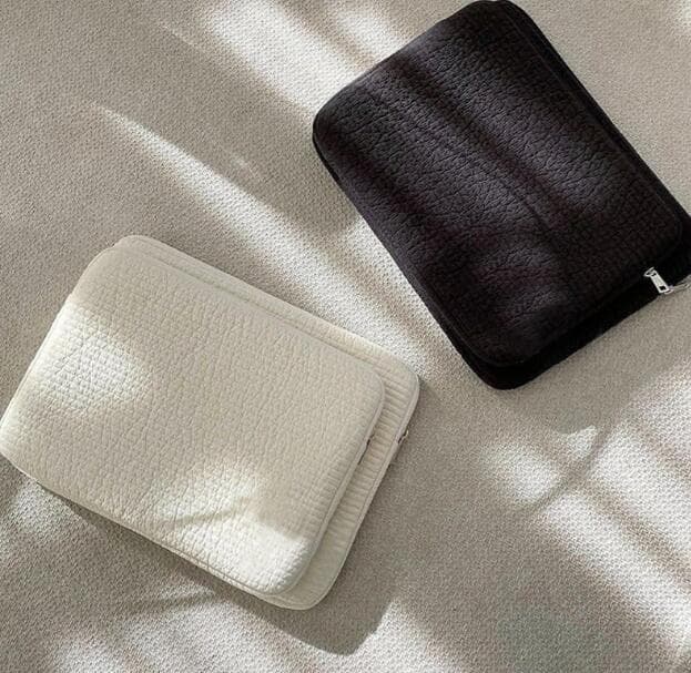 パソコンケース 可愛いノートパソコン用バッグ 11-15.6インチ対応 キルティング