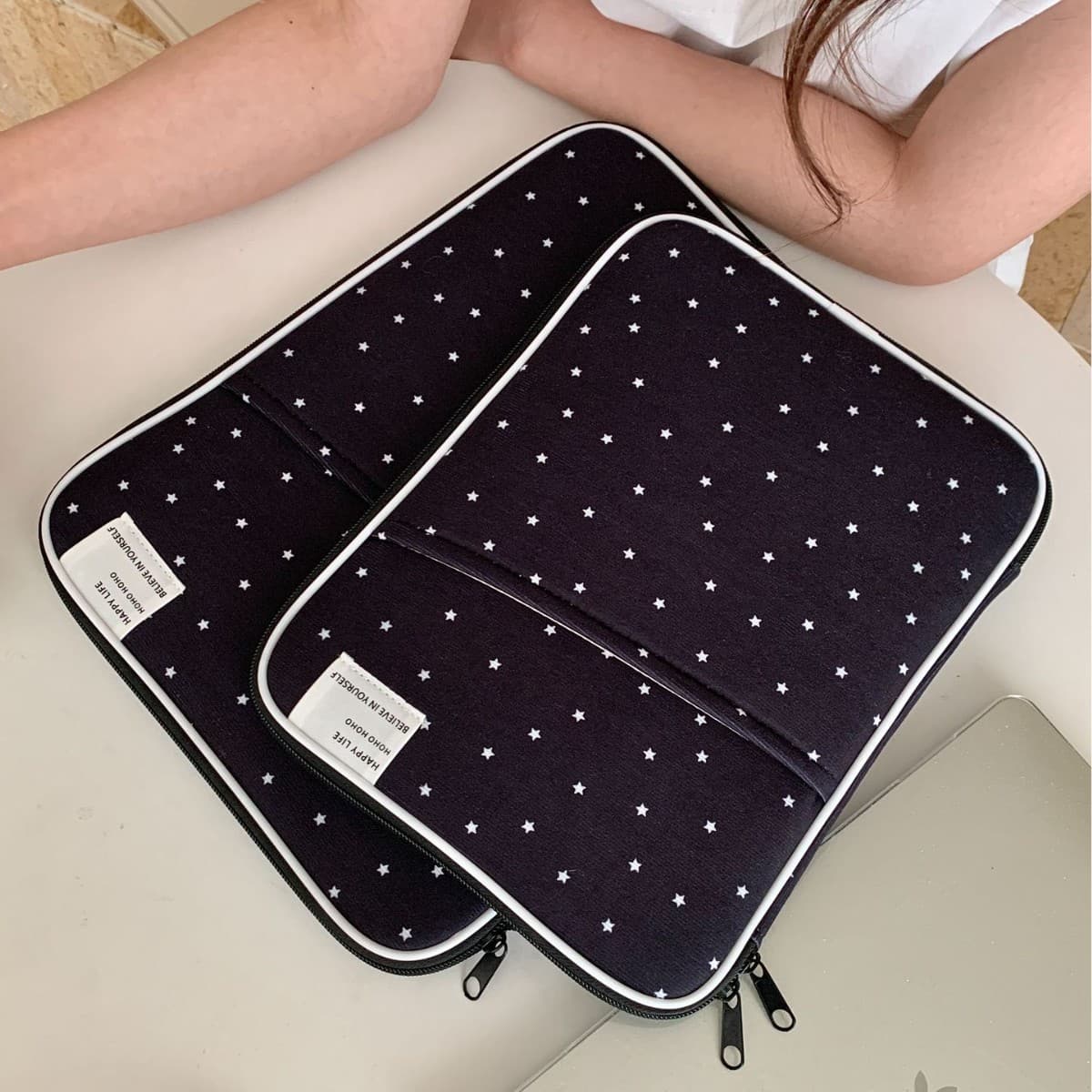 パソコンケース 星柄刺繍の可愛いパソコン収納ケース