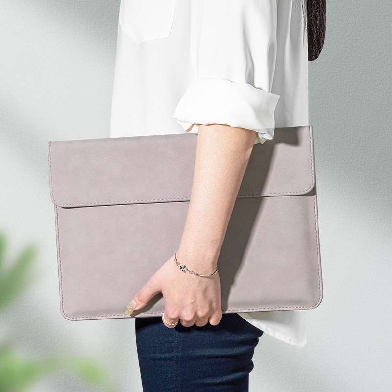 パソコンケース　12インチ～15.6インチ シンプル洗練ポーチ付きパソコンケース ビジネス 通勤 日常使い