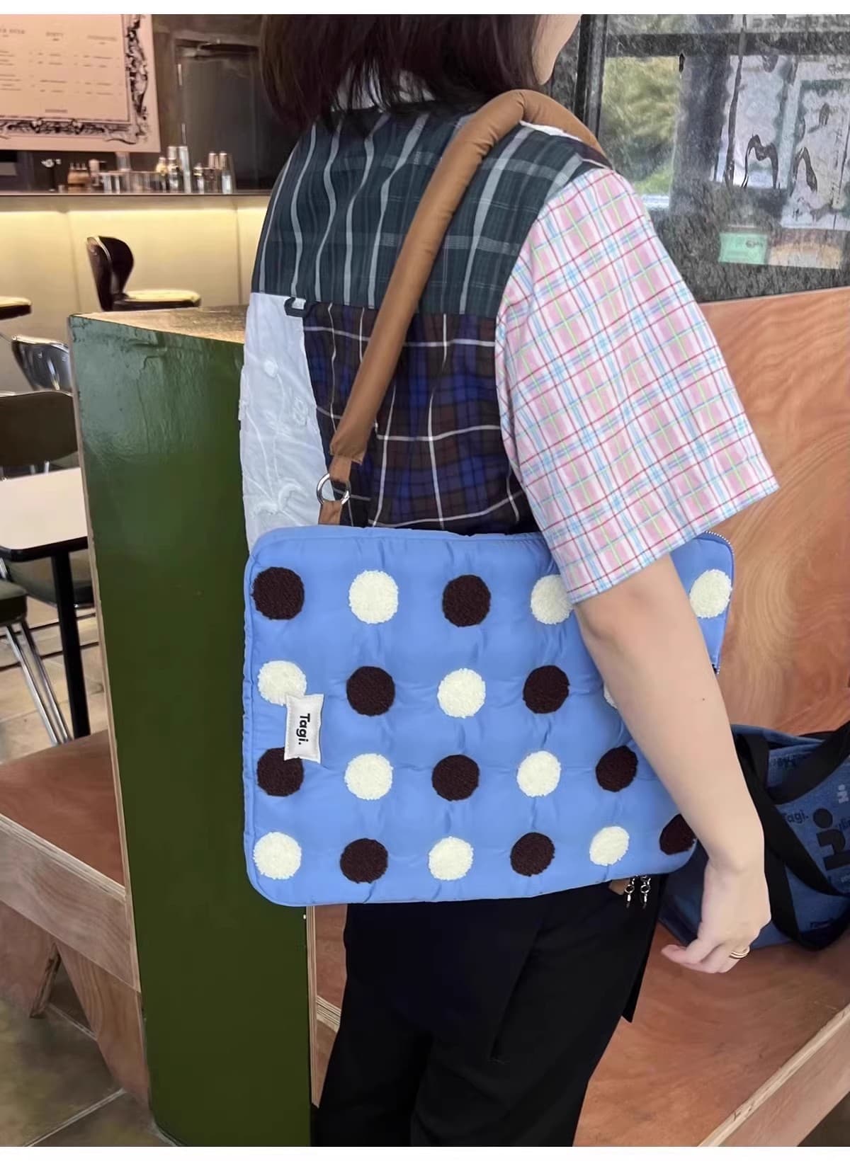 パソコンケース ふわふわキルティング刺繍ドット柄パソコンケース