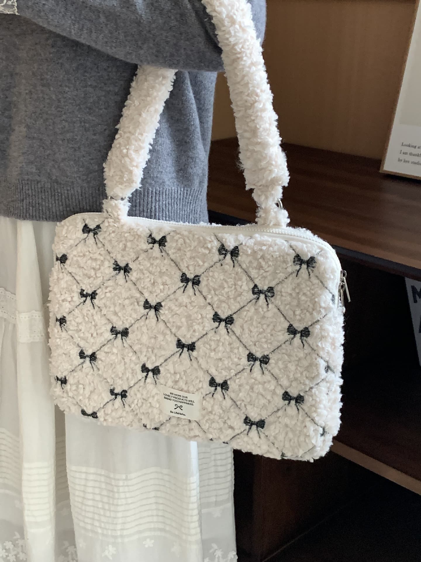 パソコンケース もこもこリボン刺繍のキルティングパソコンケース
