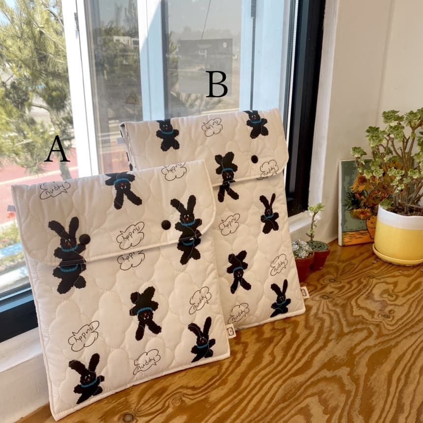 うさぎ柄キルティングパソコンケース ノート型端末対応軽量タイプ